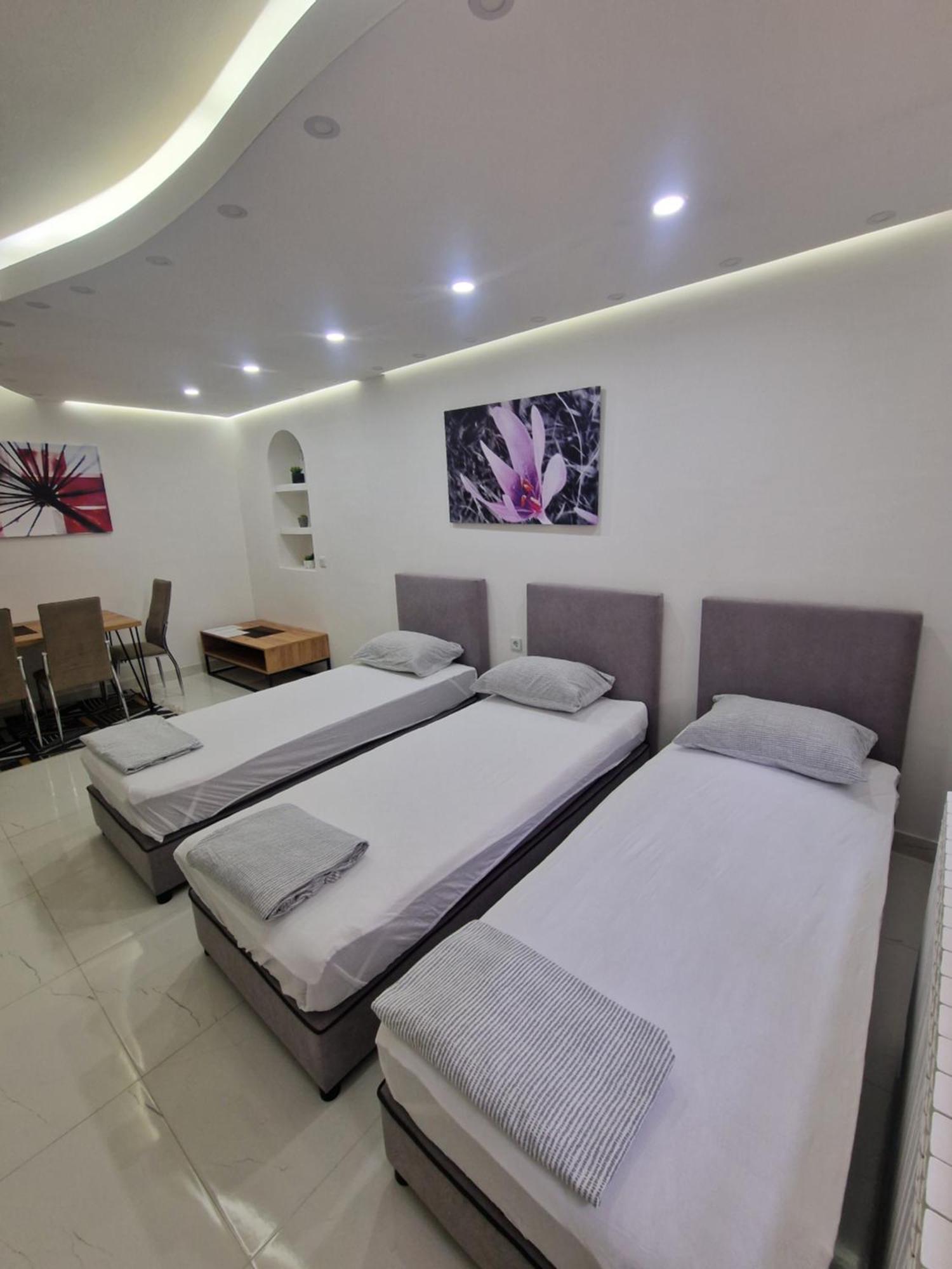 Apartments Natural And Bungalows Sarajevo Room photo