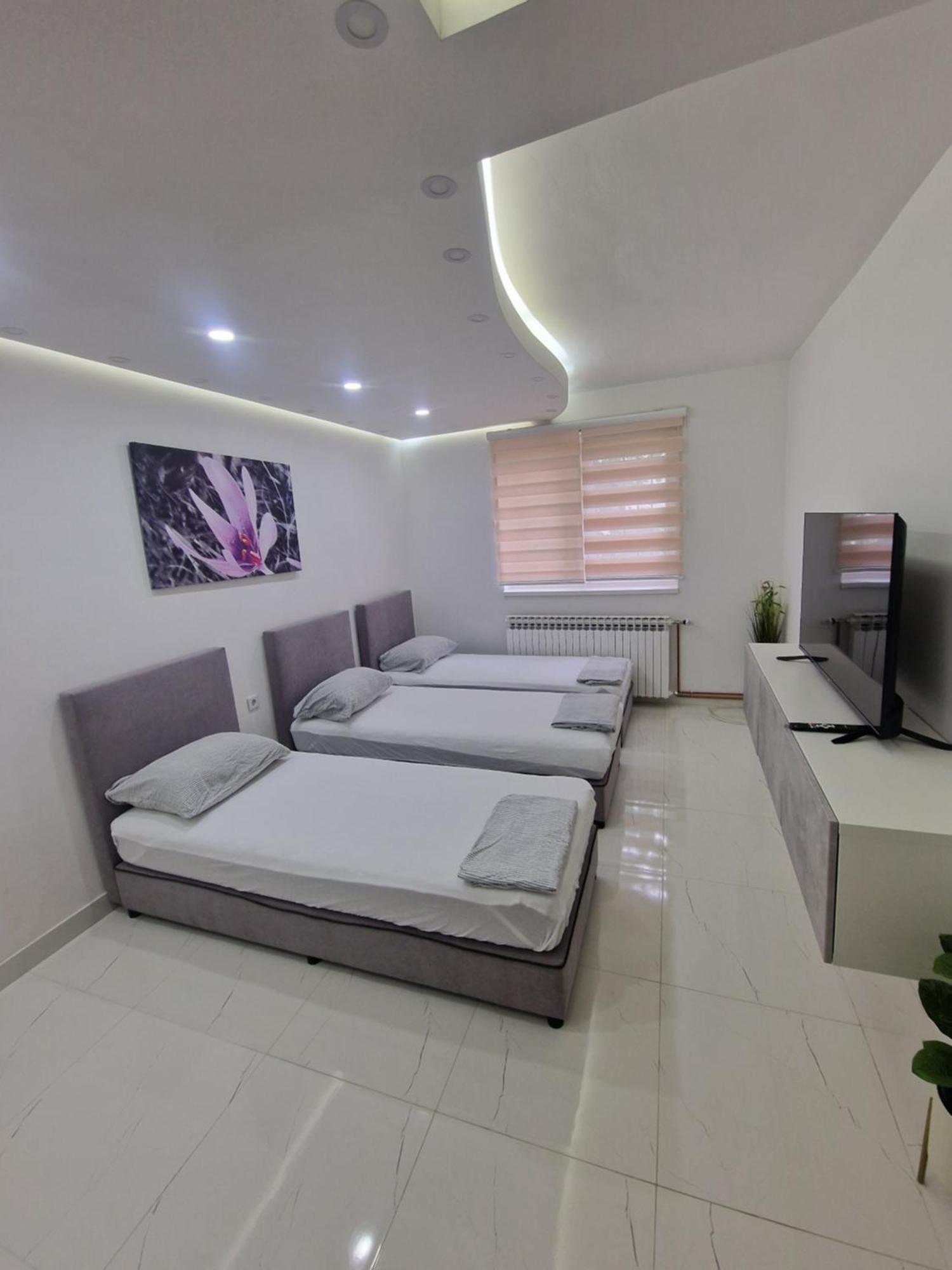 Apartments Natural And Bungalows Sarajevo Room photo